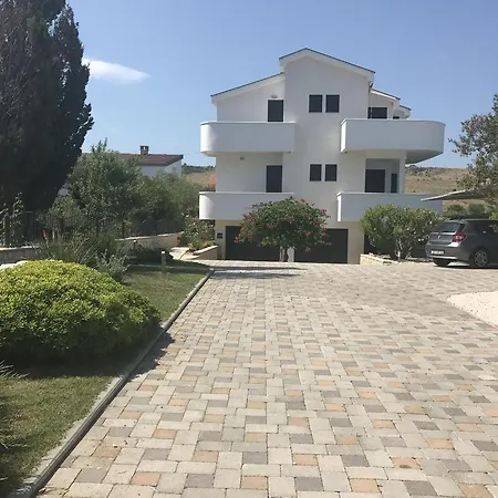 Ljubac 14593d Apartment *